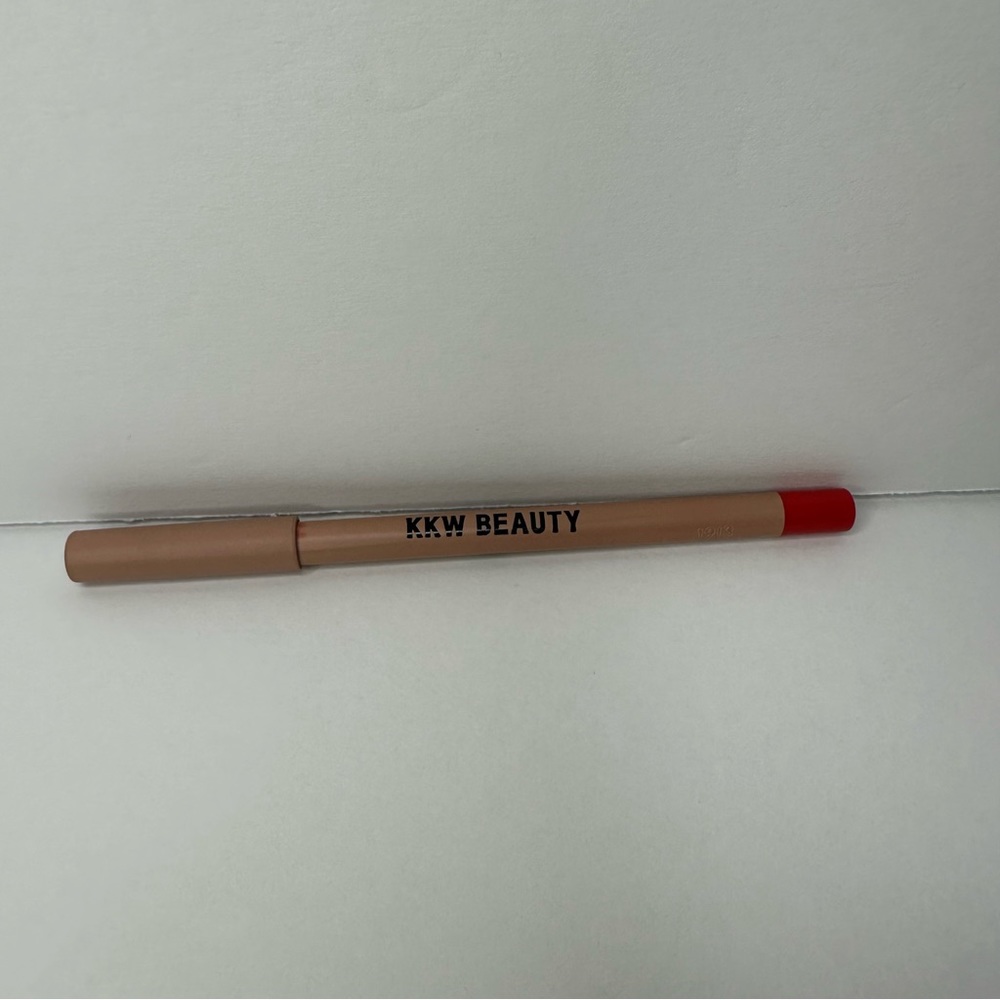 KKW Beauty Red 2 Lip Liner